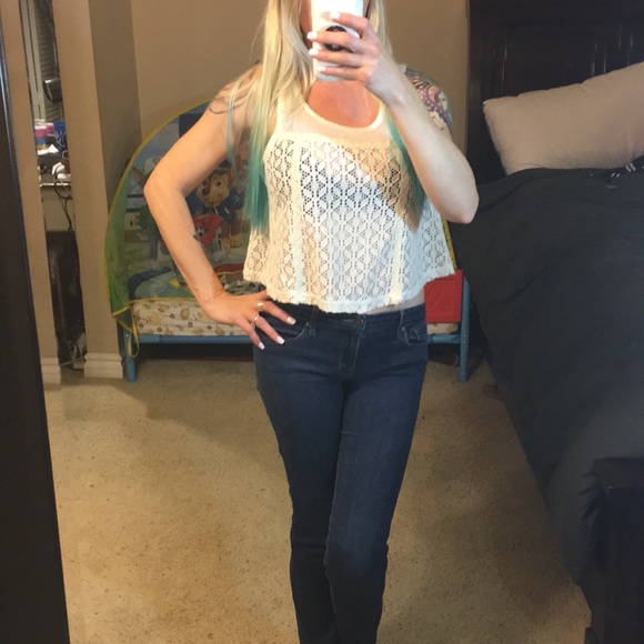 Free People Tops - Like New Free People Lace Cropped top